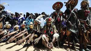 Perjalanan Suku Tuareg di Gurun Sahara dan Afrika Barat